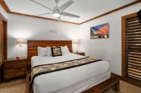 Remodeled Ground Floor Beach Condo with New A/C. KP #441, steps from the ocean! - Pool