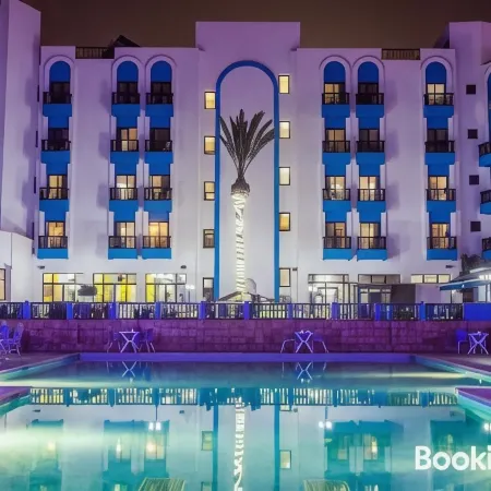Oasis Hotel & Spa