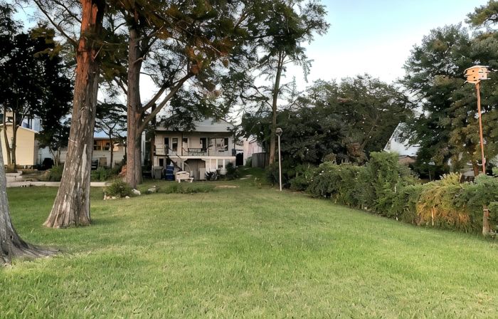 The Sterling House On the river and close to downtown