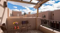 Luxury 3-bdr, 3-bath condo 3 blocks from Plaza downtown with underground parking - ジャグジー