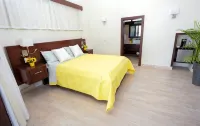 Oceanview Luxury Villa, 6 bedrooms, WiFi, AC, breakfast Preparation included - 4-Star