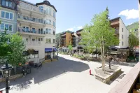 100 Steps to Gondola!  A/C, Steps to multiple restaurants, shops, and rentals! - 3성급