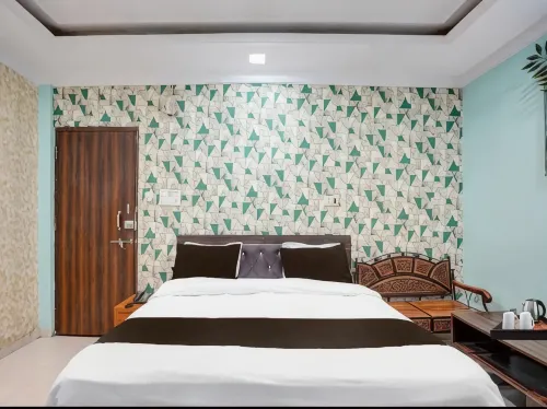 Hotel Shikhar Darshan - พร้อมอาหารเช้า