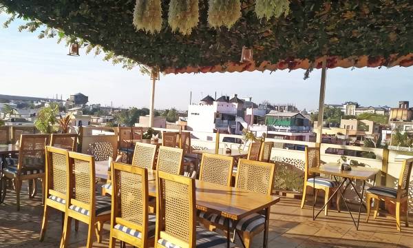 Hotel Ratangarh Palace