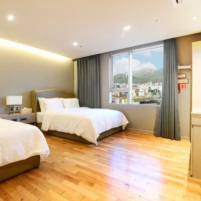Gyeongju Hotel Shilla N Hotels near Heungmu Park