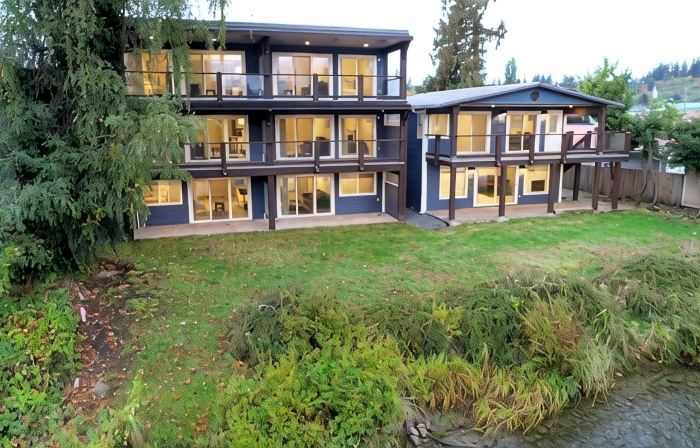Chateau Riverside
