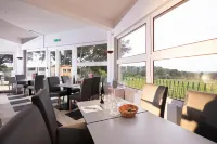 Hotel les Rocailles Hotel di Montagnac