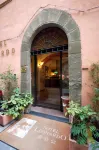 Hotel Leonardo Hotels near Pisa S. Rossore
