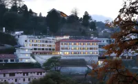 Hotel Vishnu Palace Hotels near Nag Devta Temple