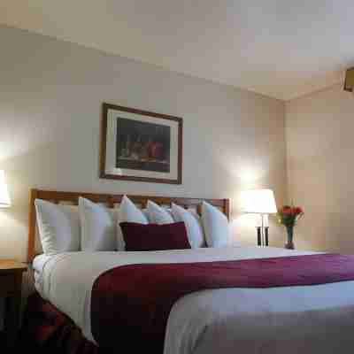 Best Western John Jay Inn Rooms