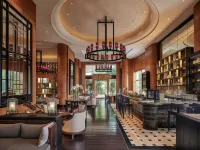 AYANA Midplaza Jakarta - 5-Star