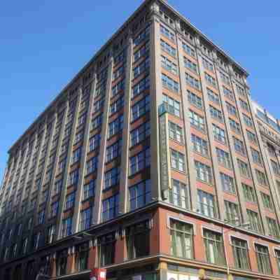 Embassy Suites by Hilton St. Louis Downtown Hotel Exterior