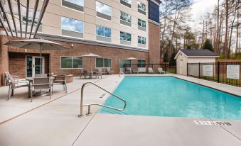 Holiday Inn Express & Suites Canton