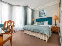 Ashburn Hotel Hotels near Kensington