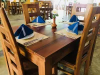 AliKele Hotel & Resort Hotels in Inamaluwa