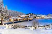 Aurelius Imparatul Romanilor Hotels in 