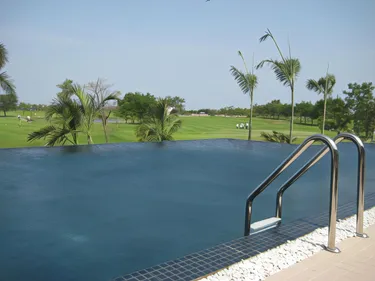 รูปภาพของUniland Golf & Resort