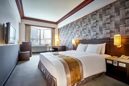 Ho Fong Business Stay Отели рядом с достопримечательностью «Fengyuan Ciyi Guan»