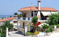 Aklidi Hotel - parking