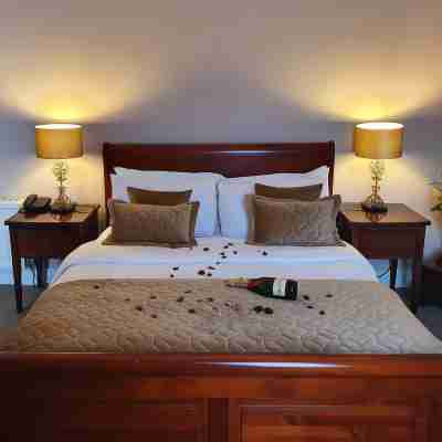 Uppercross House Hotel Rooms