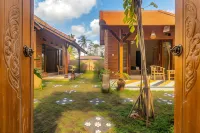 Buruan Sari Villas