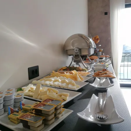 Hotel Lazaro