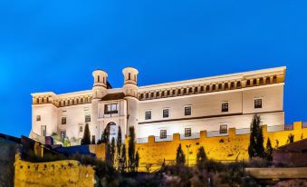 Hospedería Castillo del Papa Luna