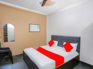 OYO Flagship Bn Hotel