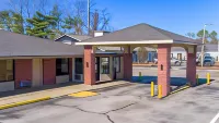 Travelodge by Wyndham Jackson I-40 Exit 82 잭슨 호텔