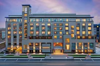 더 벤슨 호텔 & 패컬티 클럽 Ecotech Institute 주변 호텔