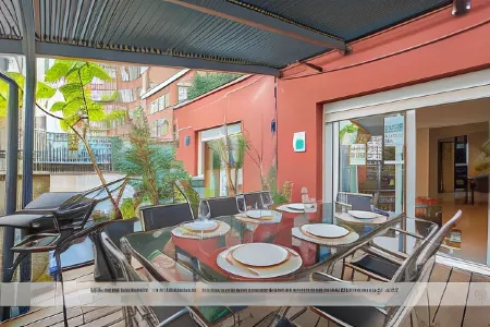 Au 30 Lille Centre Grand Palais Отели рядом с достопримечательностью «IESEG School Of Management»