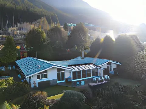 Ora Retreat Hotel di 