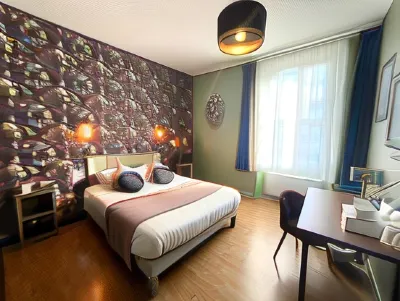 Logis Hôtel le Cygne Отели в г. Ле Бюисон-де-Кадуэн