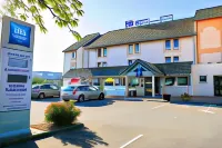 Hotel Ibis Budget Laval - parking