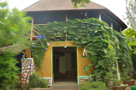 Pumba Safari Cottages