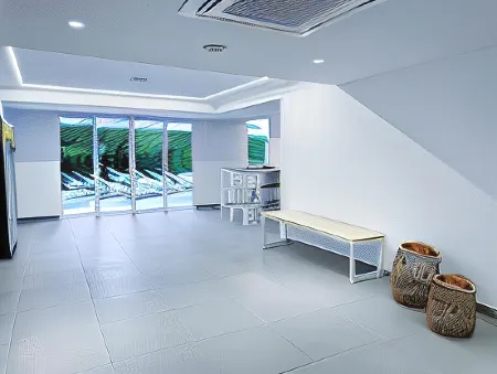 Trebol One Apartments by Mc