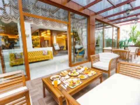 Real King Residance Hotels in Yomra