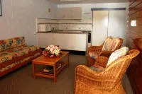 Sky View Units Bowen