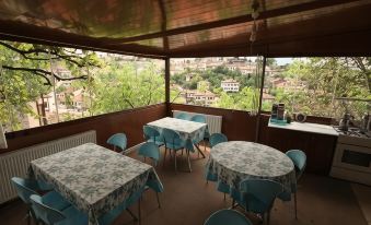 Efe Guest House