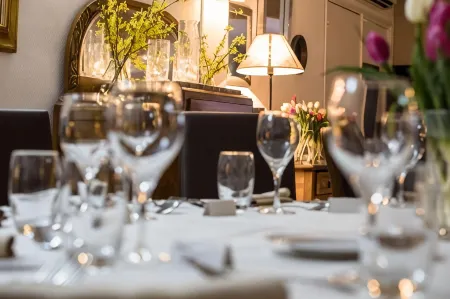 Le Renaissance Отели в г. Мон-де-Марсан