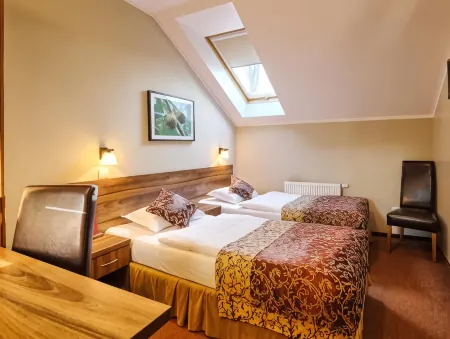 橡樹山療養温泉酒店