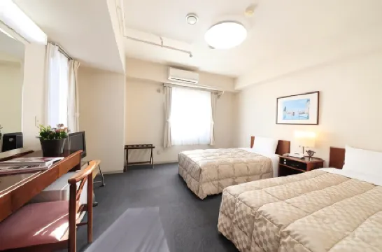 新宿アーバンホテル