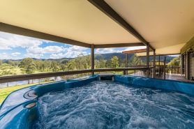 Clarendon Forest Retreat