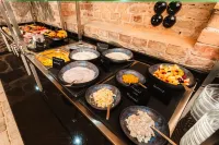 H24 Hotel Apartments Eberswalde - breakfast