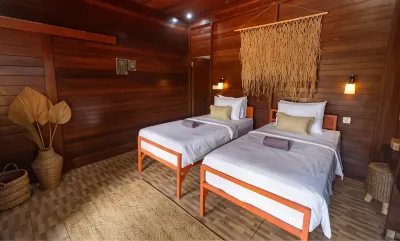 Mad Monkey Uluwatu Các khách sạn gần Anantara Spa