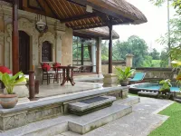 Pita Maha Resort & Spa Hotels near Campuhan