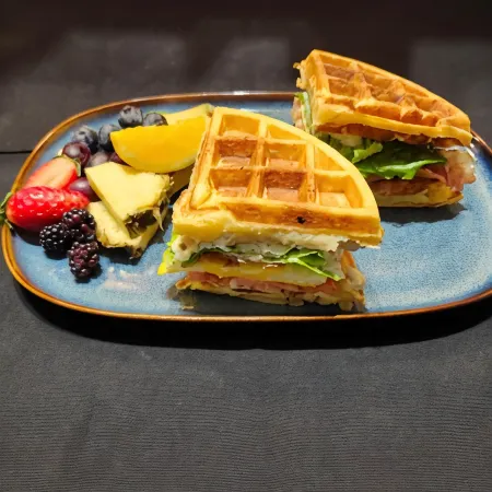 Hotel Oui Go! Отели рядом с достопримечательностью «Парк Сарсель»