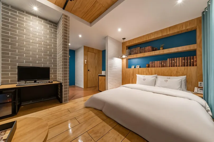 HOTEL-YAJA JONG-NO