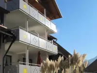 Gasthaus-Krone-Post Hotels in Simonswald