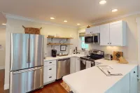 Steps to Riverfront Dtwn Bluffton Studio! - 2-Star